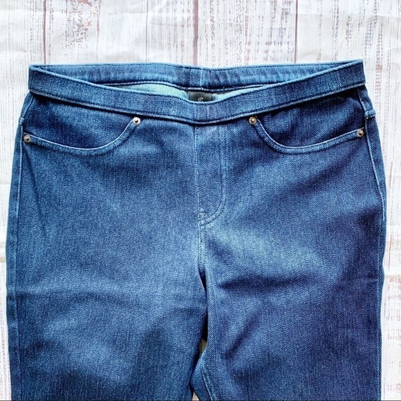 *5/$20* HUE Dark Wash Cuffed Hem Ankle Jeggings S - Picture 2 of 7